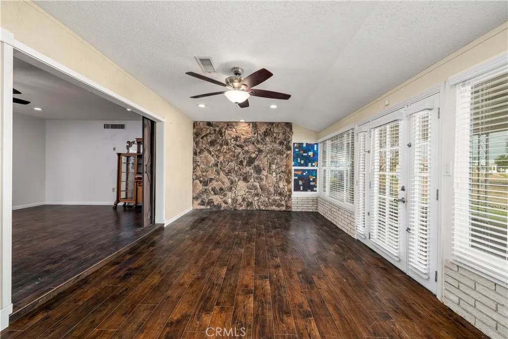 28670 Portsmouth, Menifee, California 92586 home-pic-9